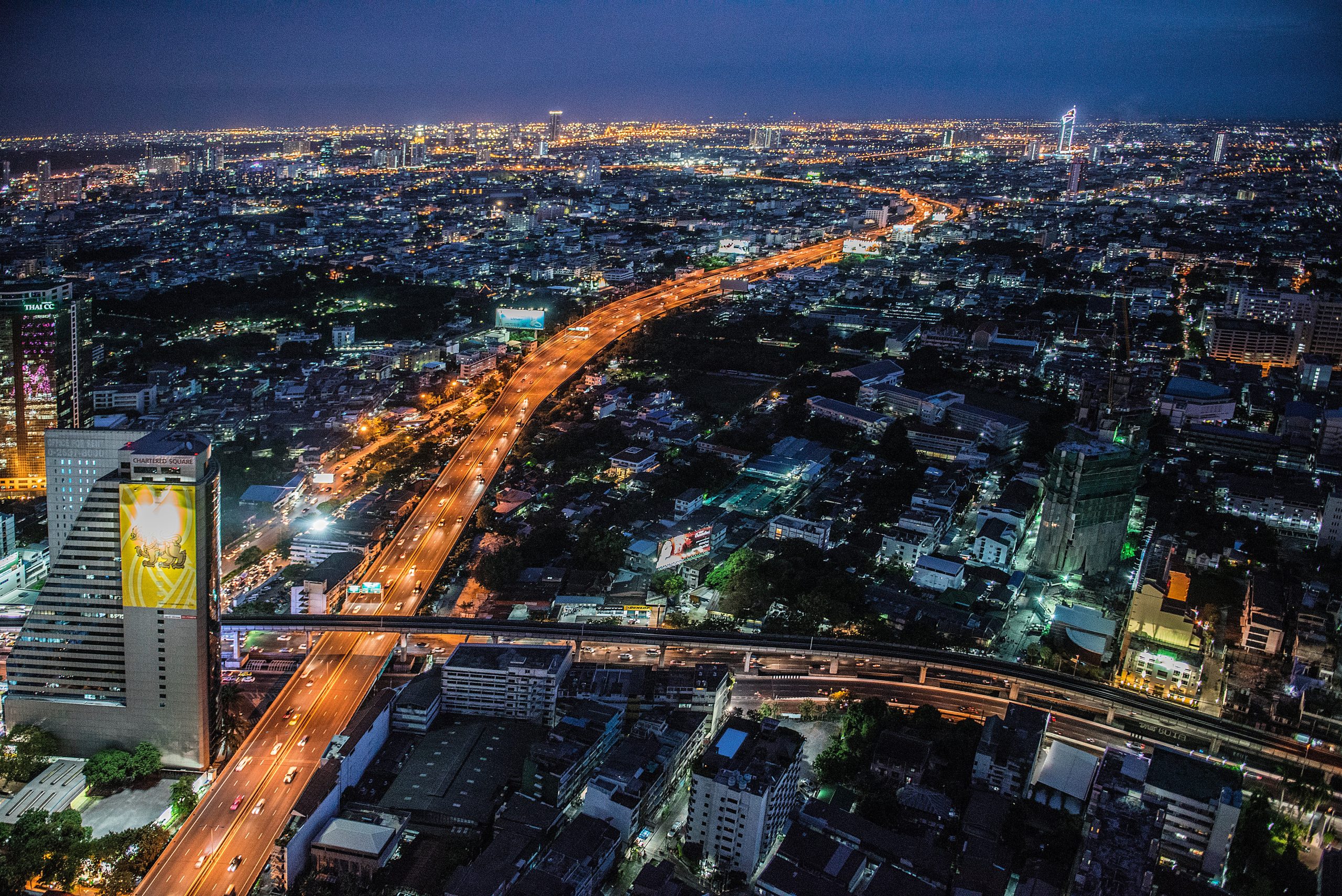 pexels-allphoto-bangkok-1628521-3121347